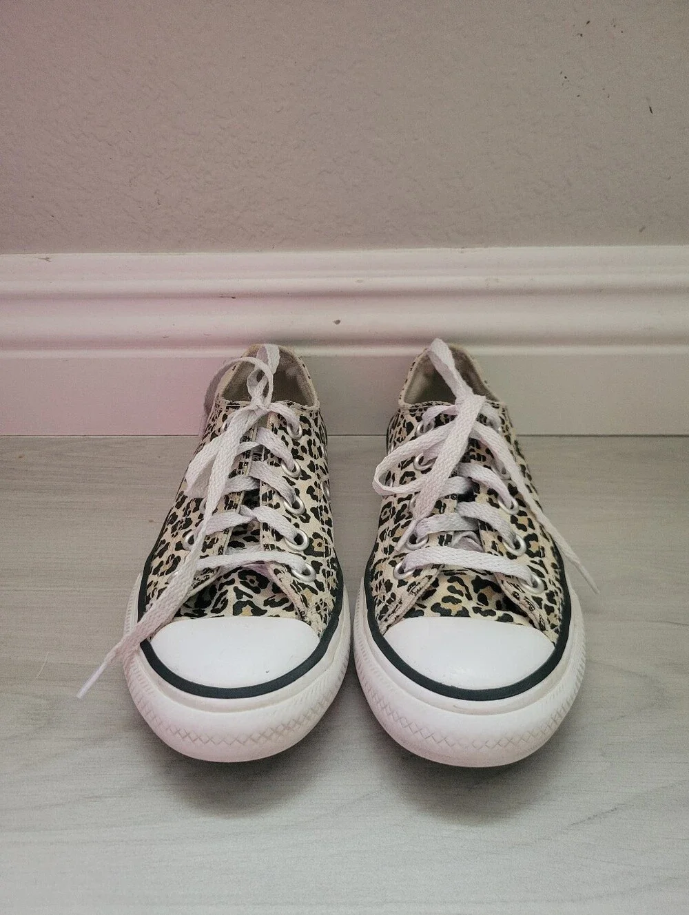 Converse All Star Kids Low-Top Leopard Print Sneakers in Leopard Print Size 11